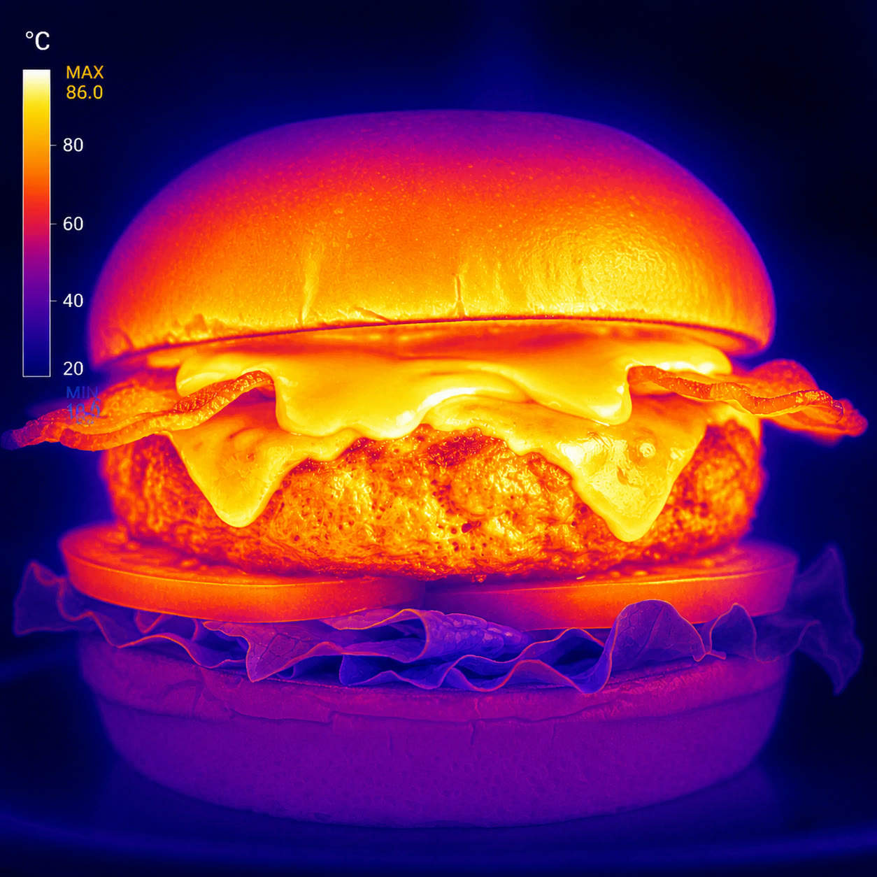 Exemplo visual do comando /thermal: Mostre um mapa de calor de câmera térmica com zonas de temperatura coerentes.
